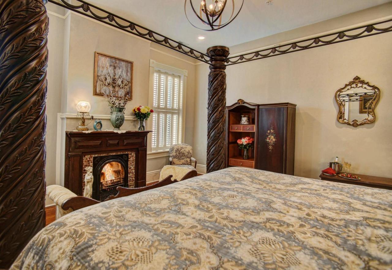 McMillan Inn Savannah Bagian luar foto