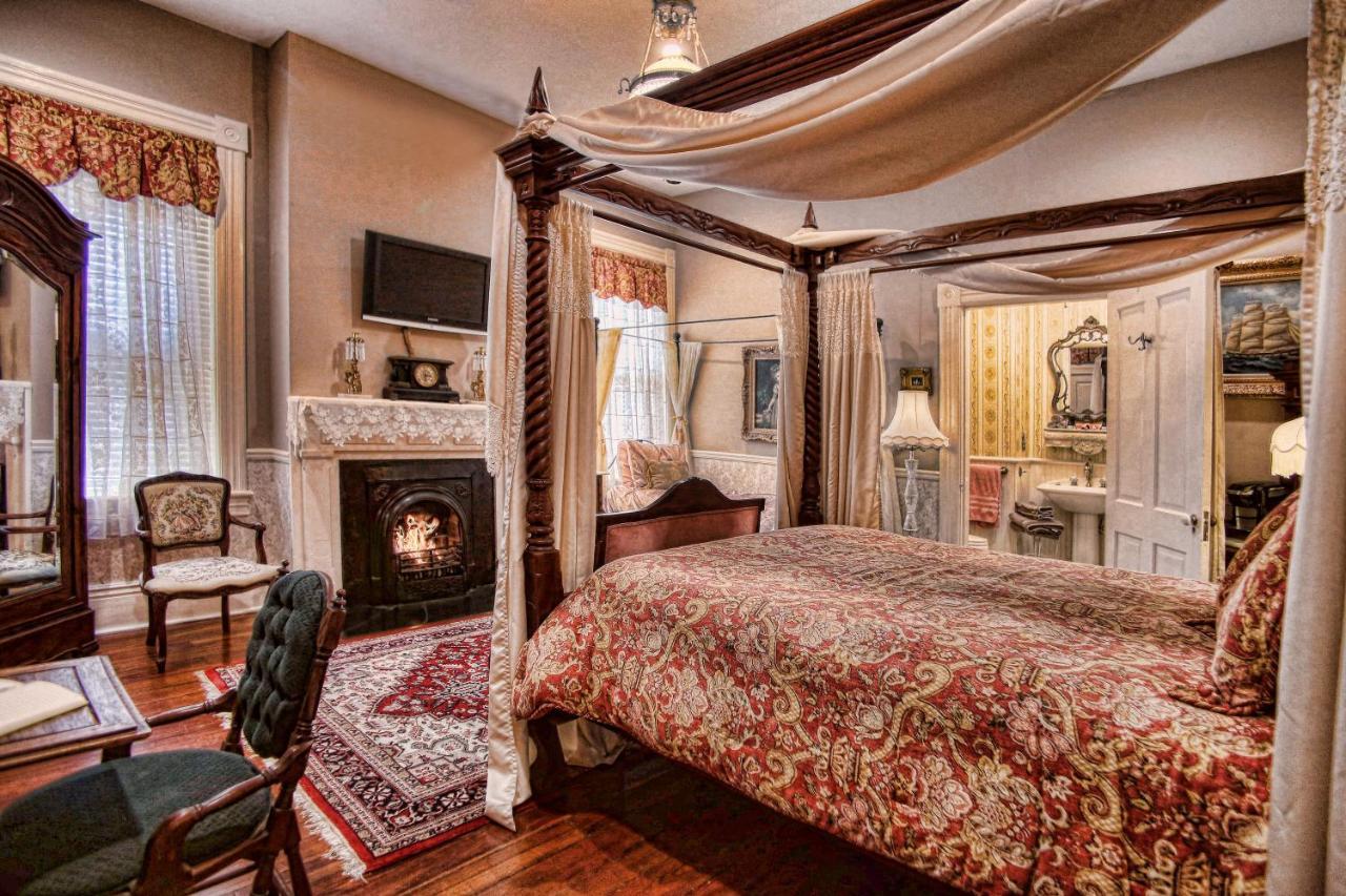 McMillan Inn Savannah Bagian luar foto