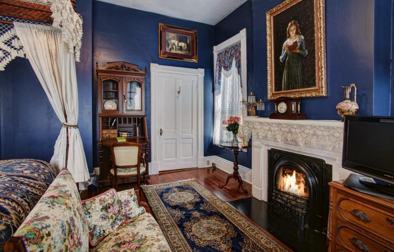 McMillan Inn Savannah Bagian luar foto