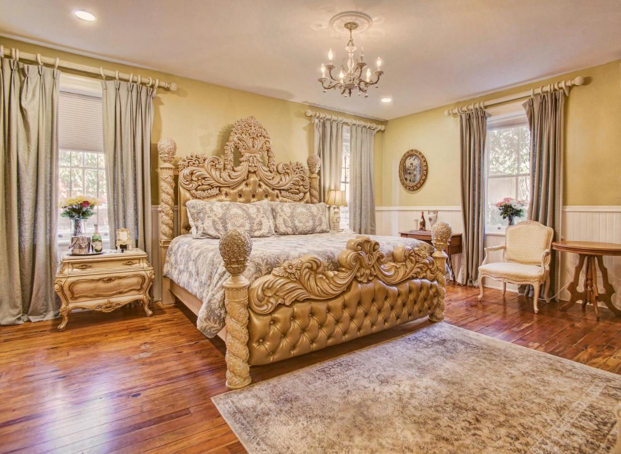 McMillan Inn Savannah Bagian luar foto