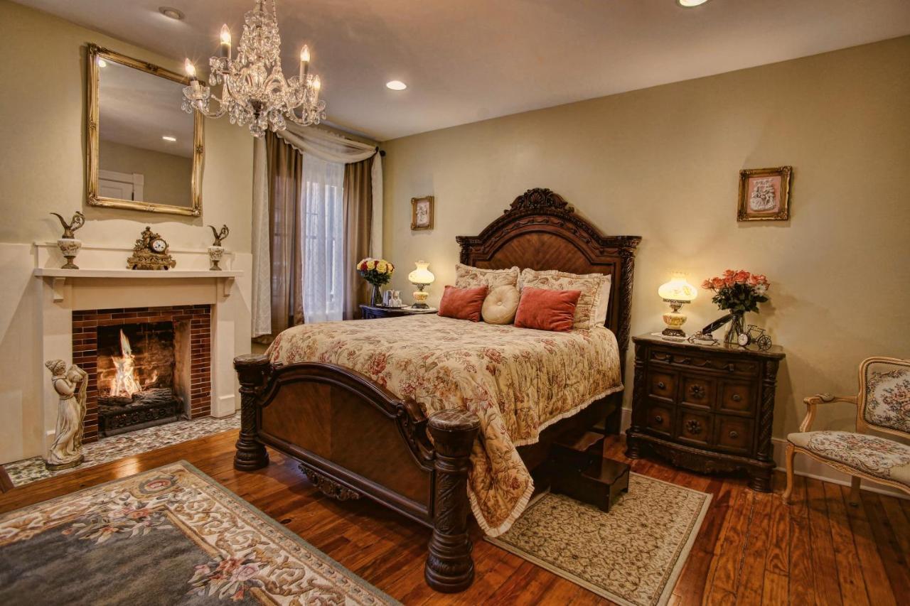 McMillan Inn Savannah Bagian luar foto