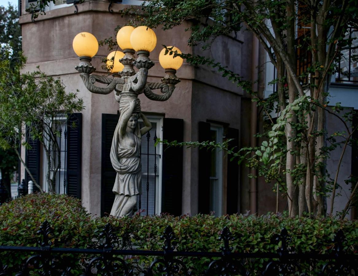 McMillan Inn Savannah Bagian luar foto